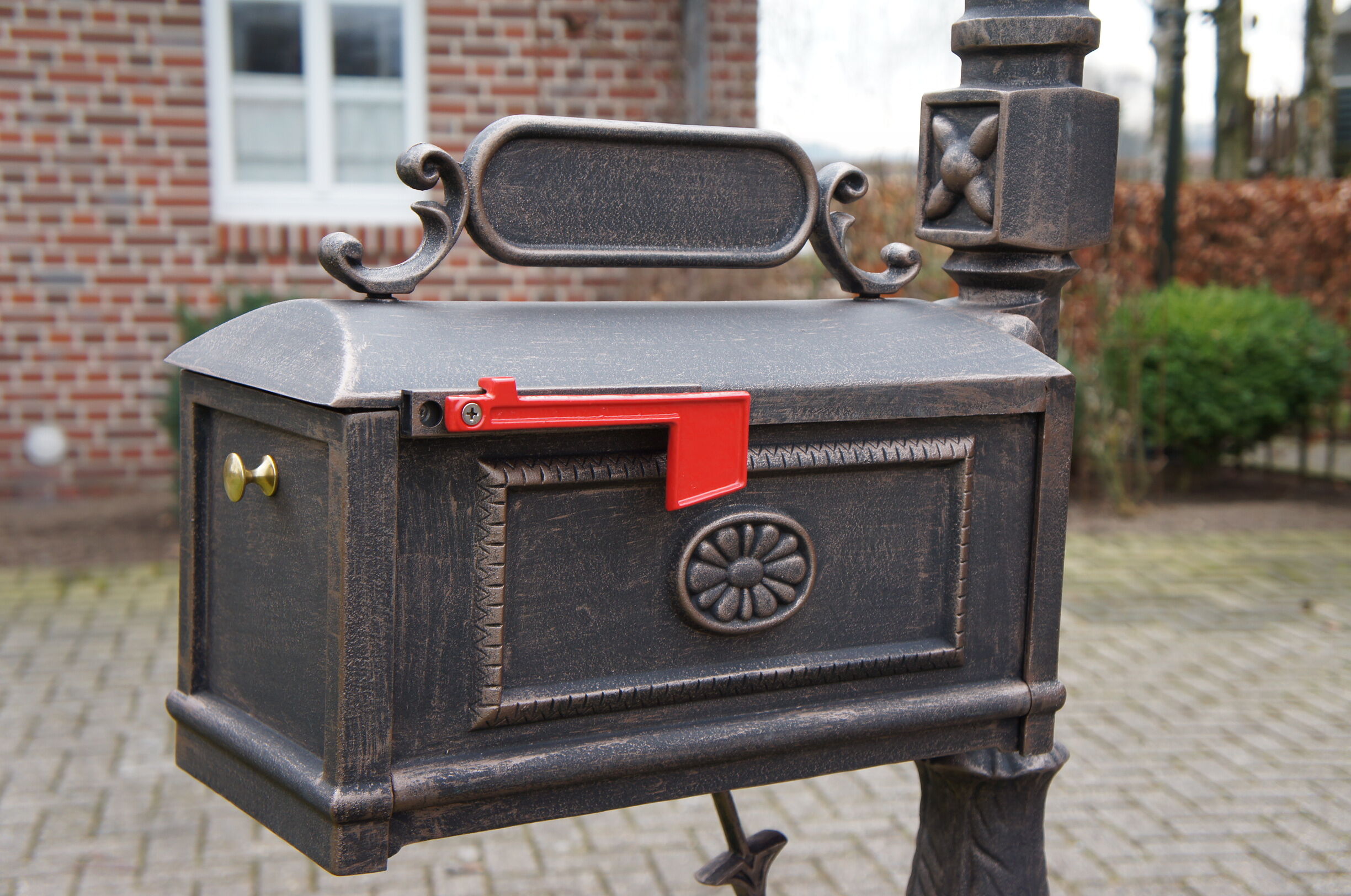Deutsche Post ... | ... Der Briefkasten. | Bayernernst